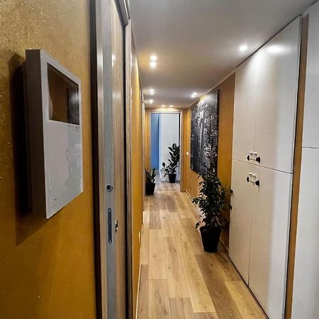 Апартаменти Prestigioso Trilocale Sui Navigli Con A/C & Wi-Fi Мілан Екстер'єр фото