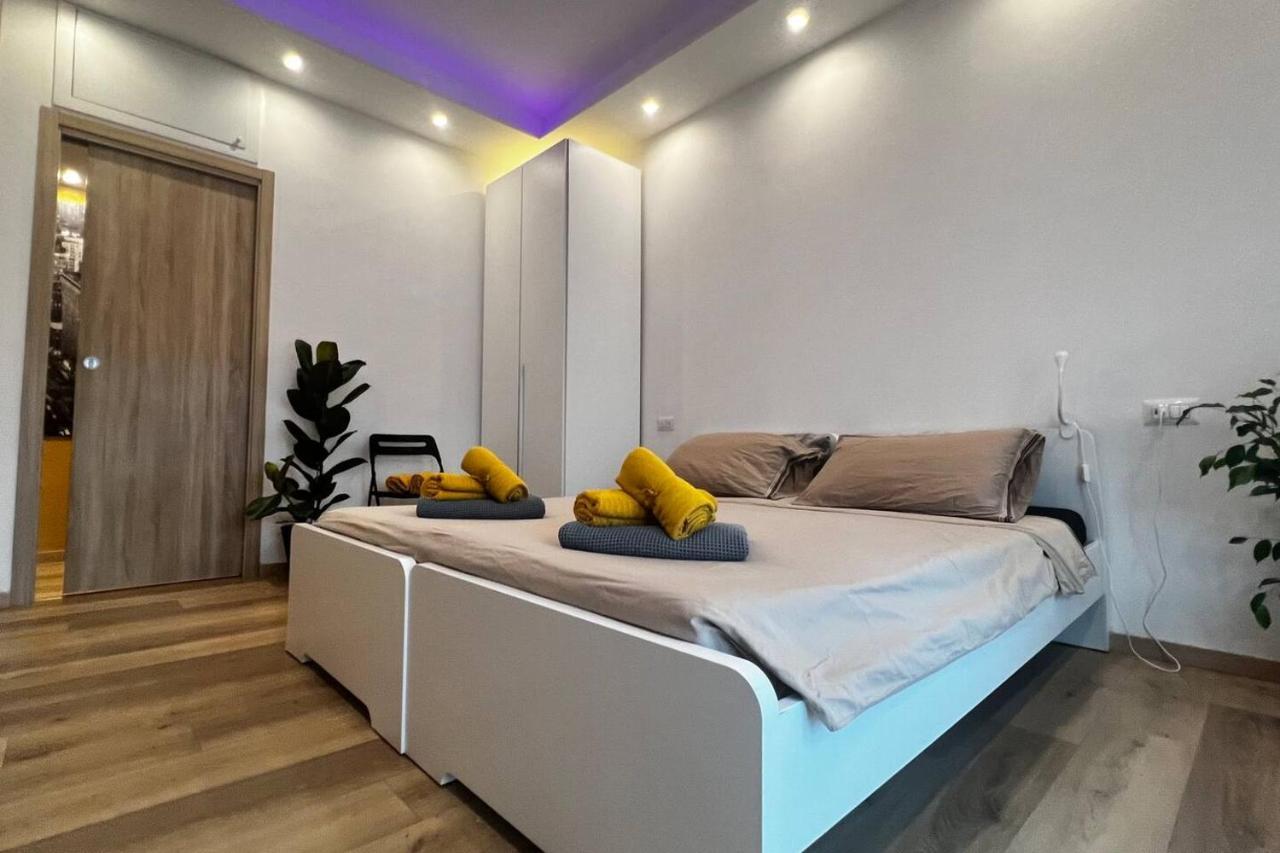 Апартаменти Prestigioso Trilocale Sui Navigli Con A/C & Wi-Fi Мілан Екстер'єр фото