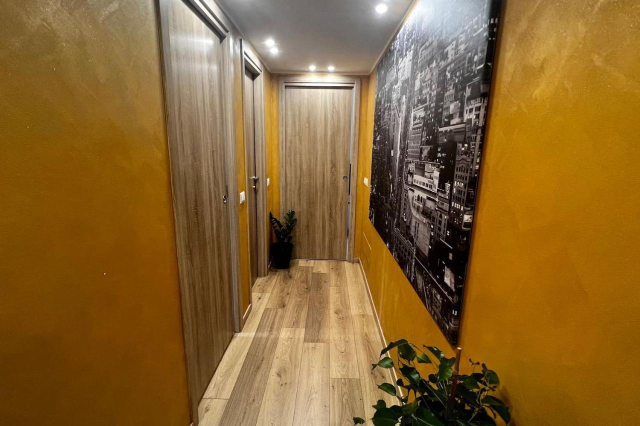 Апартаменти Prestigioso Trilocale Sui Navigli Con A/C & Wi-Fi Мілан Екстер'єр фото