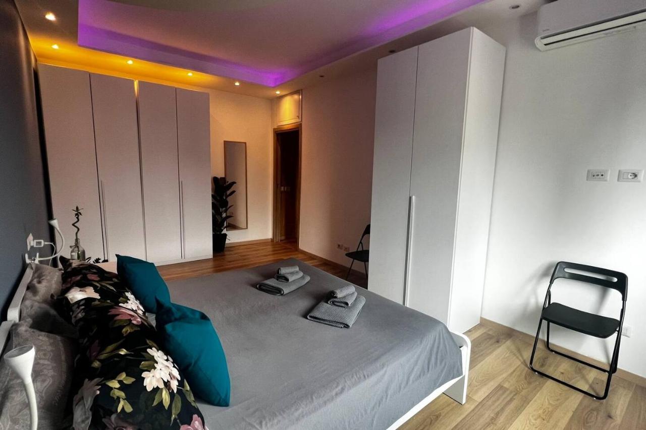 Апартаменти Prestigioso Trilocale Sui Navigli Con A/C & Wi-Fi Мілан Екстер'єр фото